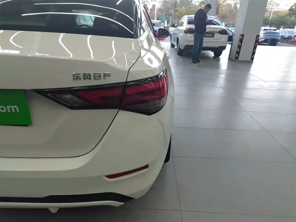 Nissan Sylphy 2022 из CN, фото 8