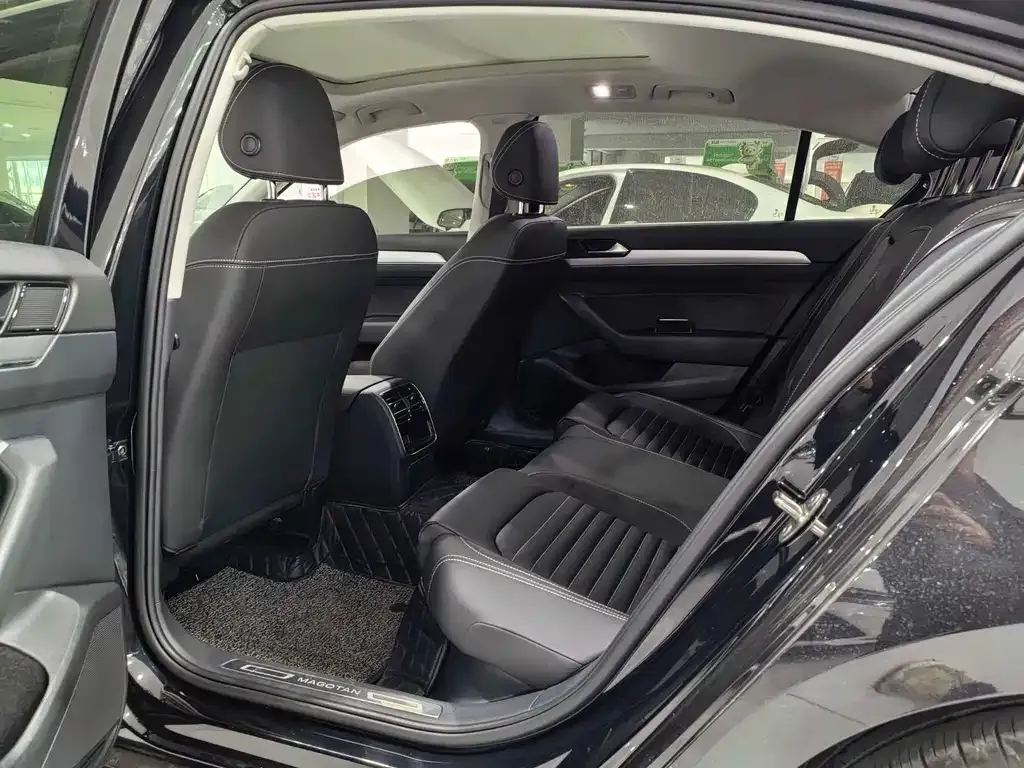 Volkswagen Magotan 2021 из CN, фото 9