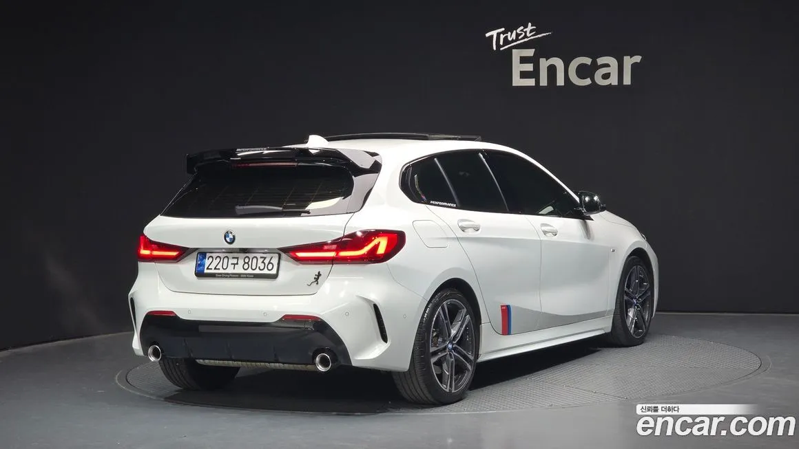 BMW 1-Series 2023 из KR, фото 2