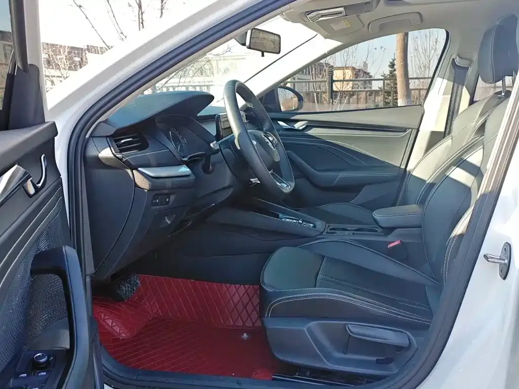 Skoda Octavia 2021 из CN, фото 4