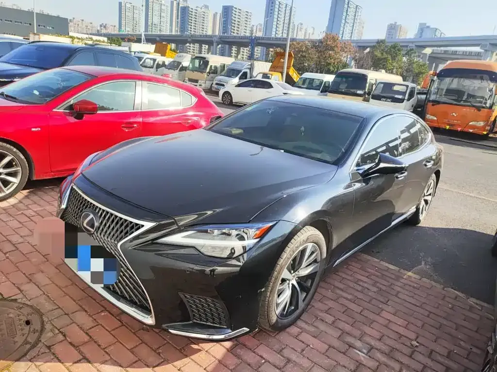 Lexus LS 2021 из CN, фото 1