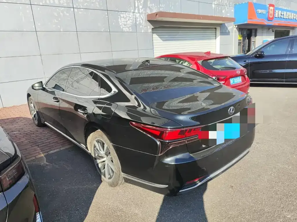 Lexus LS 2021 из CN, фото 3