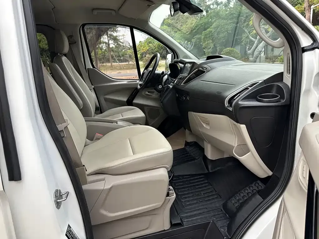 Ford Tourneo 2021 из CN, фото 10