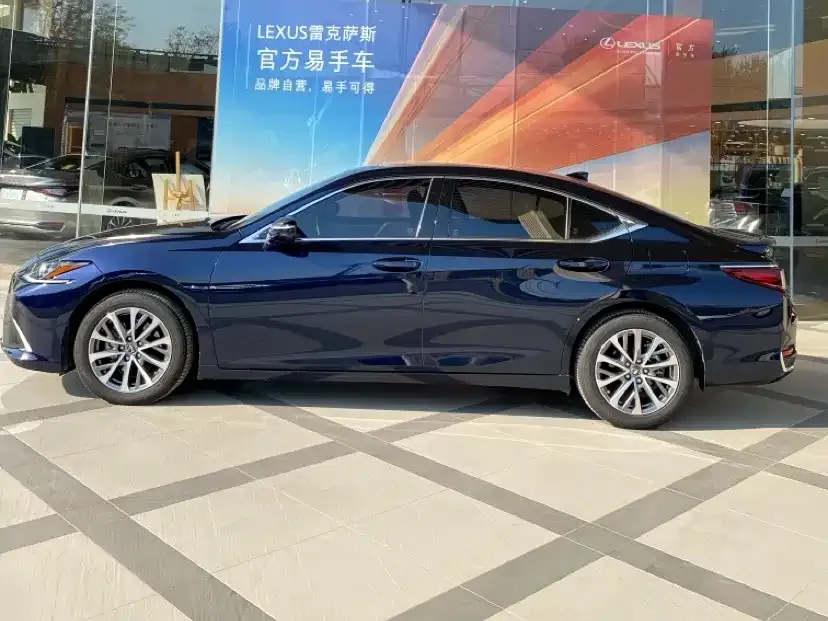 Lexus ES 2024 из CN, фото 2