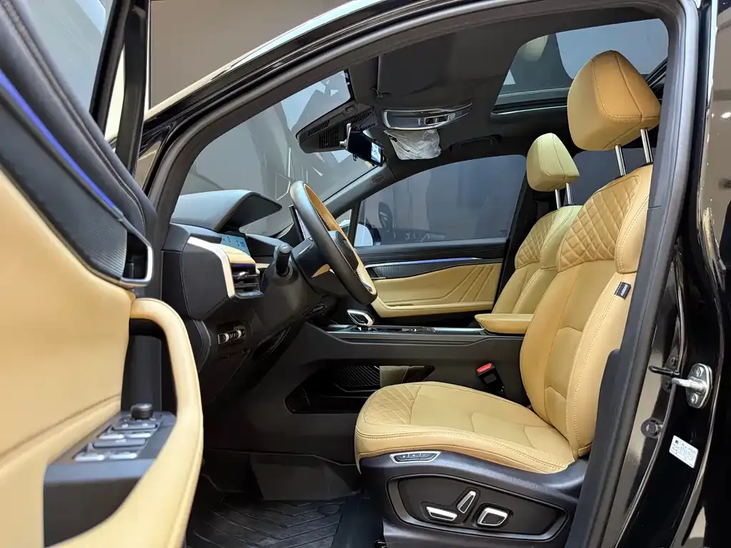 Geely Haoyue L 2023 из CN, фото 4