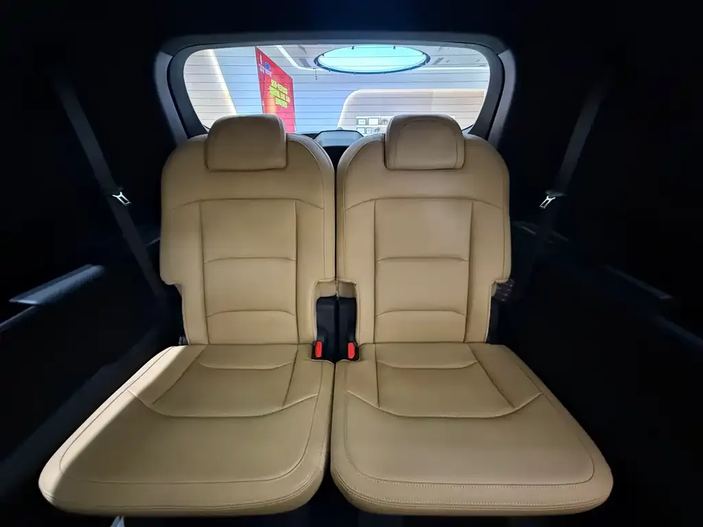 Geely Haoyue L 2023 из CN, фото 9