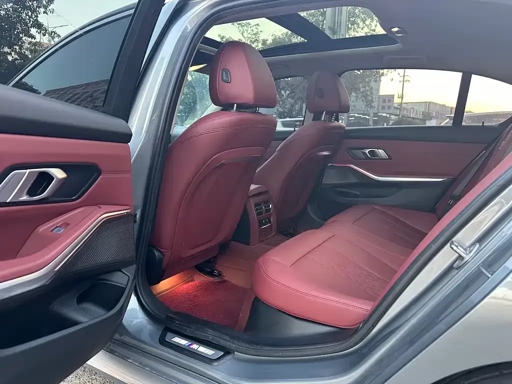 BMW 3 Series 2023 из CN, фото 5