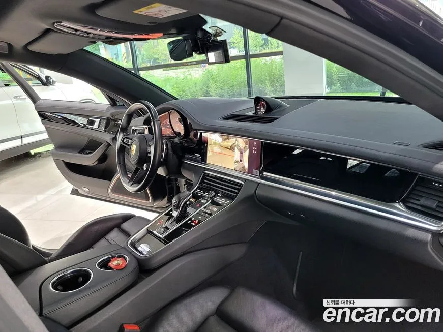 Porsche Panamera 2022 из KR, фото 4