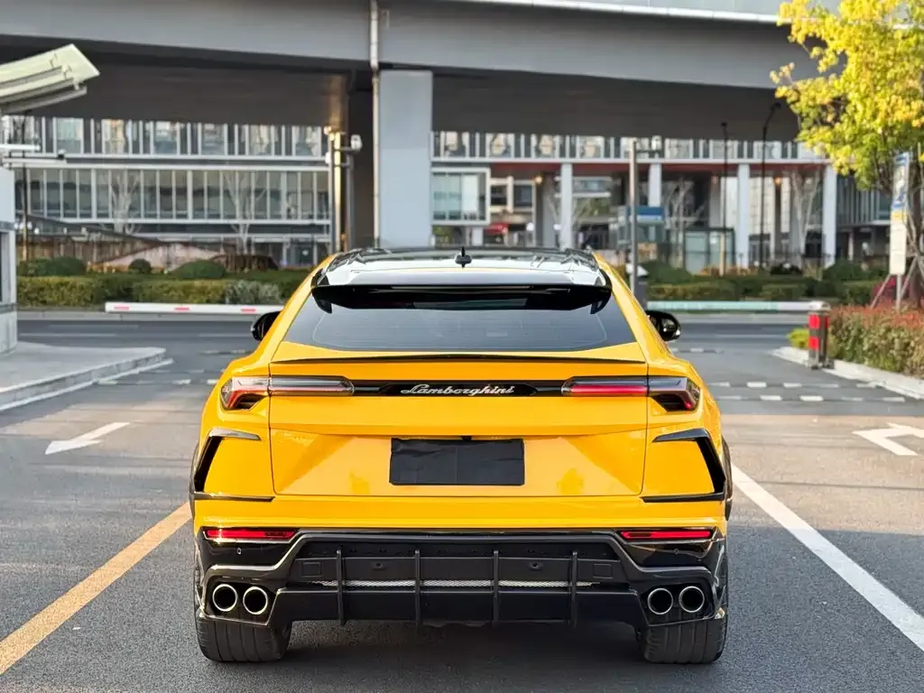 Lamborghini Urus 2022 из CN, фото 4