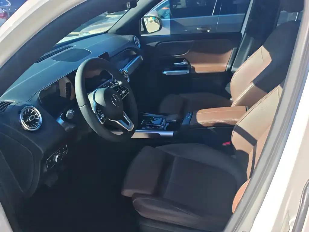 Mercedes-Benz GLB 2021 из CN, фото 6