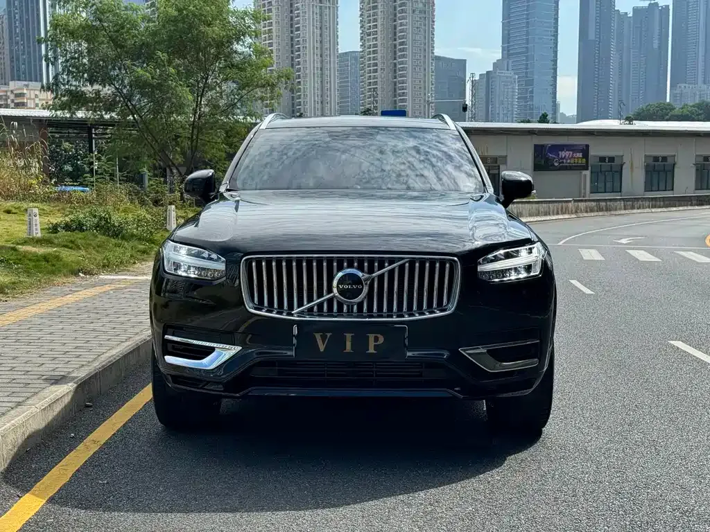 Volvo XC90 PHEV 2022 из CN, фото 2