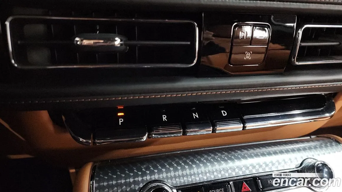 Lincoln Aviator — фото 9