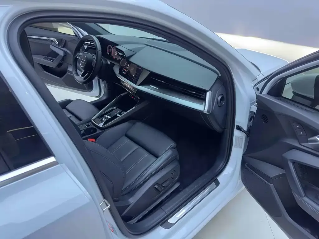 Audi A3 2021 из CN, фото 10