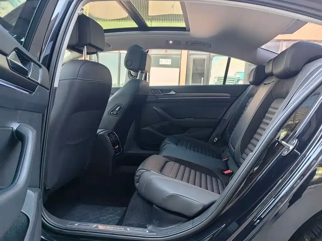 Volkswagen Magotan 2021 из CN, фото 6
