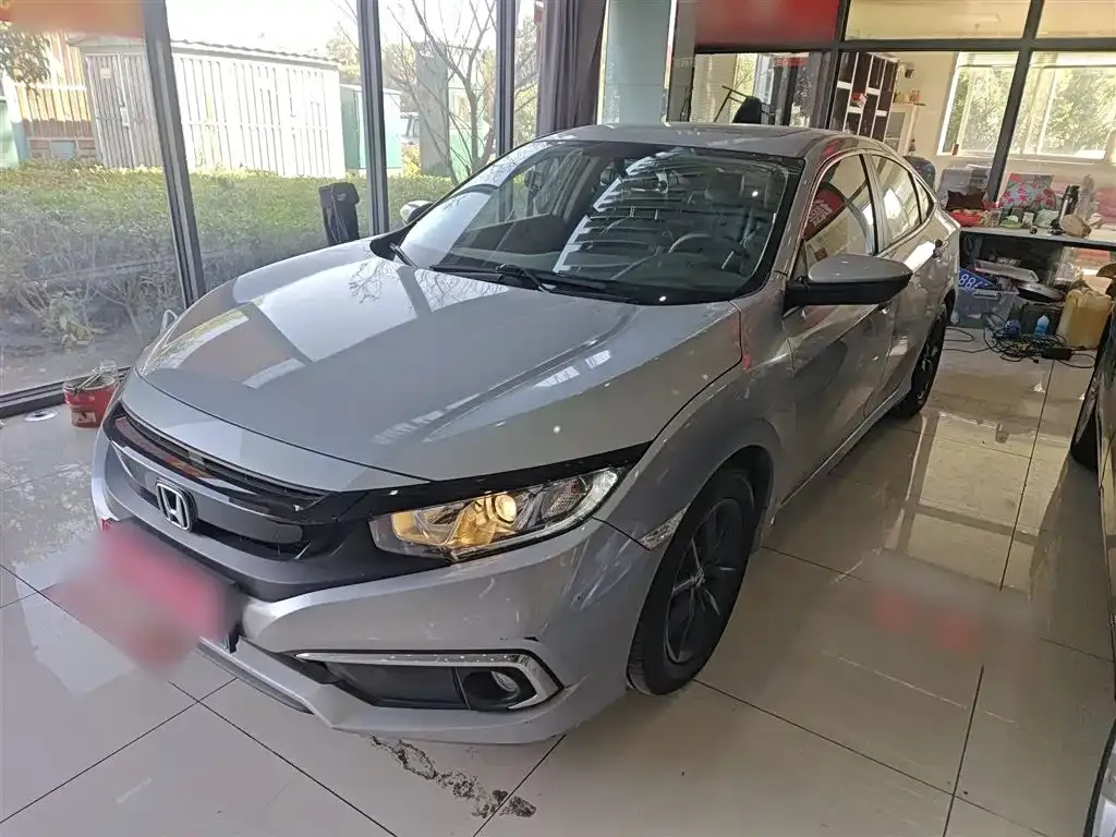 Honda Civic — фото 2