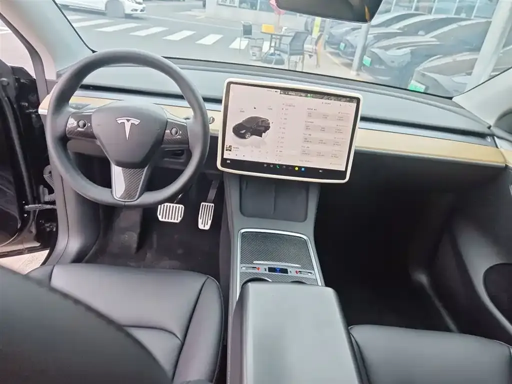 Tesla Model Y 2023 из CN, фото 10