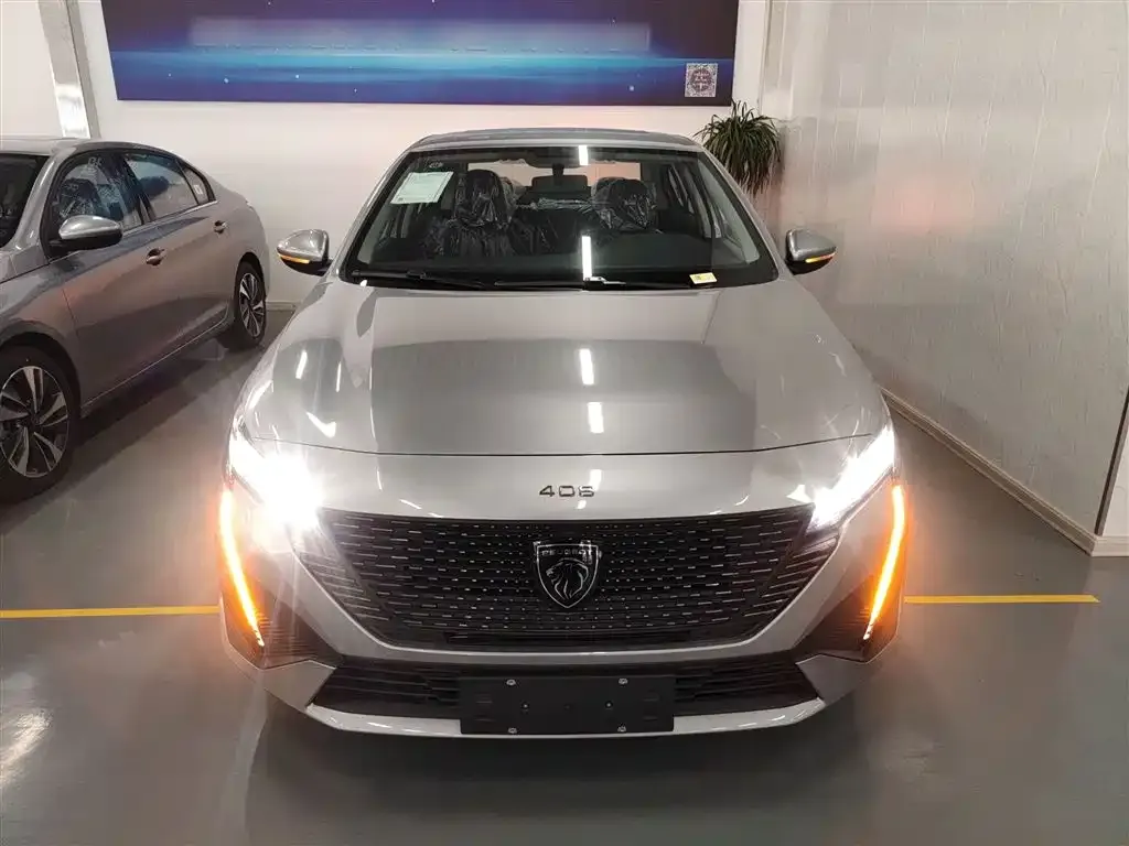 Peugeot 408 2025 из CN, фото 3