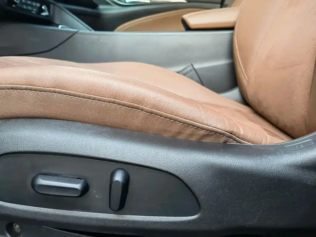 Buick Regal — фото 10