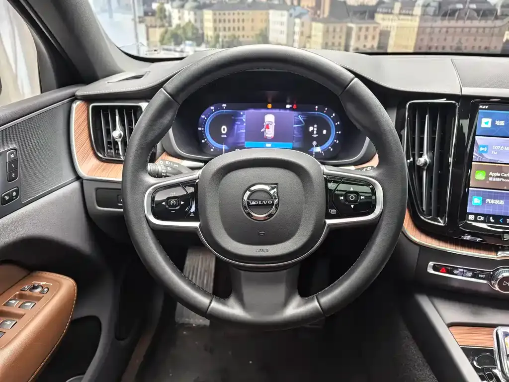 Volvo XC60 2025 из CN, фото 4