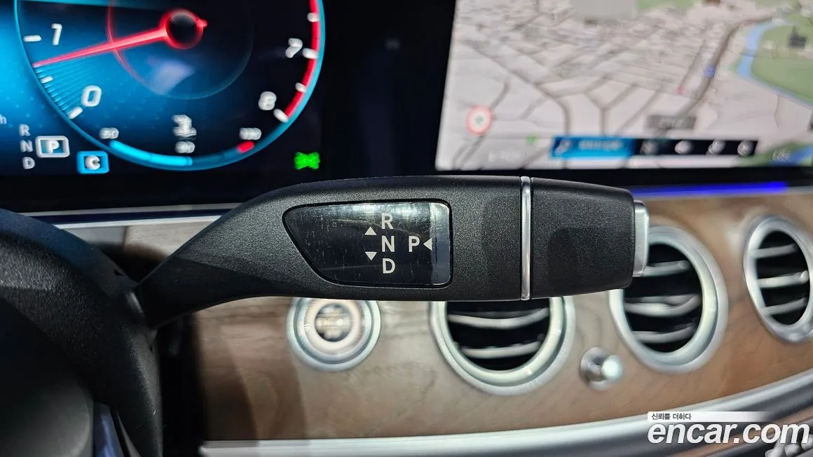 Mercedes-Benz E-Class 2021 из KR, фото 9