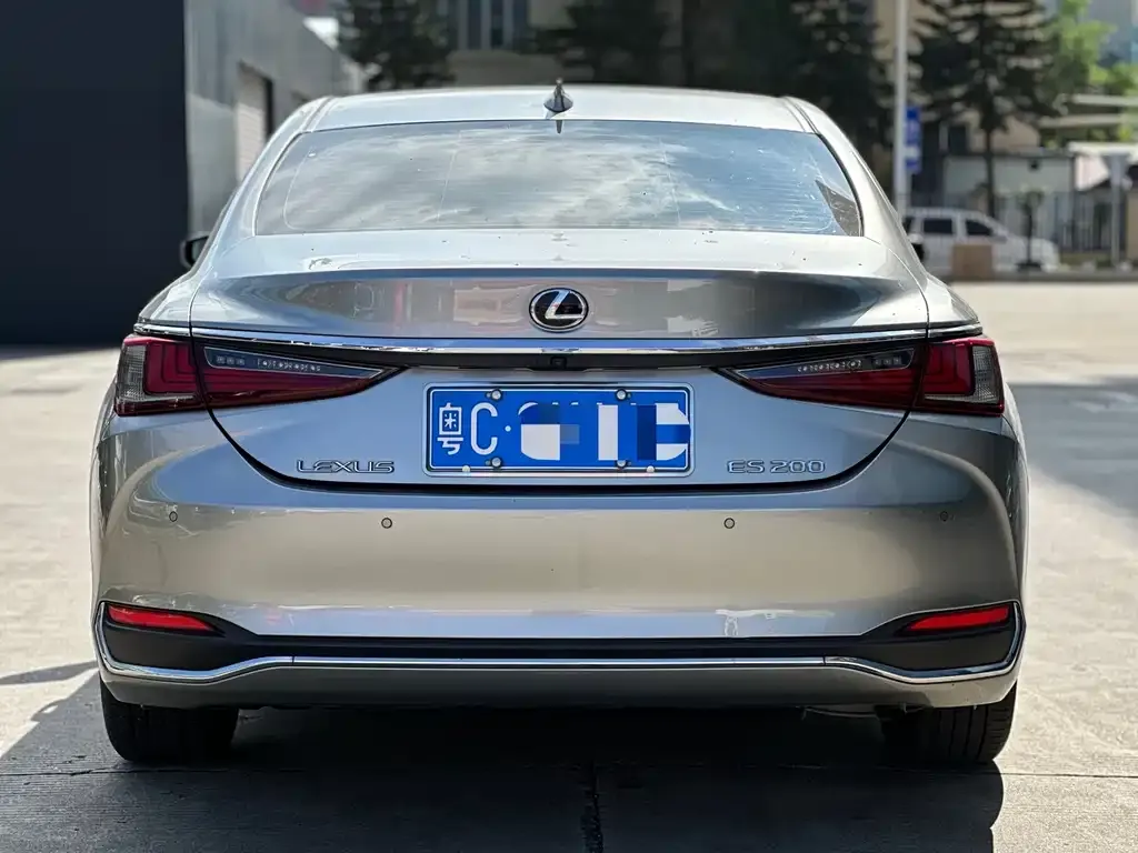 Lexus ES 2021 из CN, фото 6