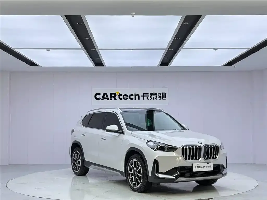 BMW X1 — фото 7