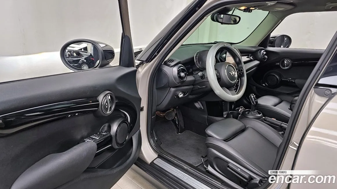 Mini Cooper 2022 из KR, фото 10
