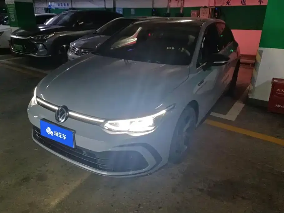 Volkswagen Golf 2021 из CN, фото 1