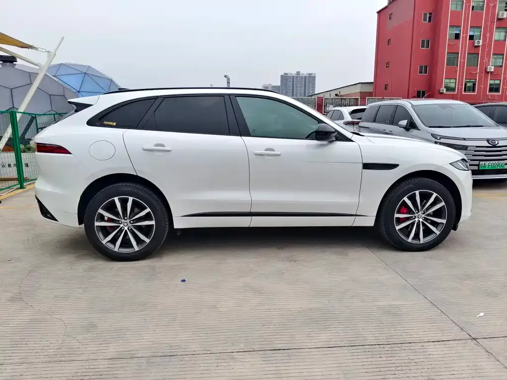 Jaguar F-PACE 2024 из CN, фото 3