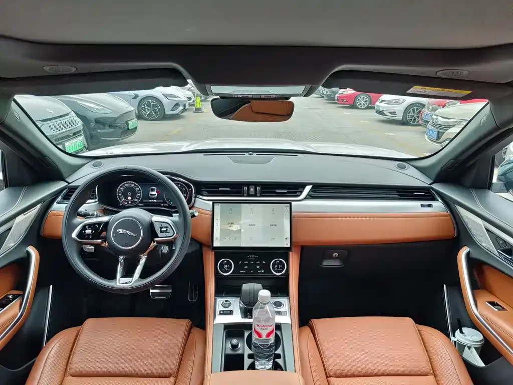 Jaguar F-PACE 2024 из CN, фото 7