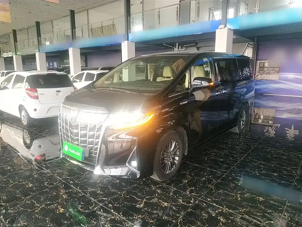 Toyota Alphard 2022 из CN, фото 2