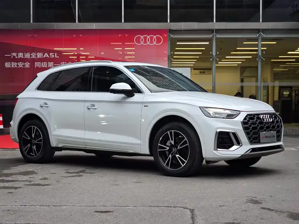 Audi Q5L 2023 из CN, фото 4