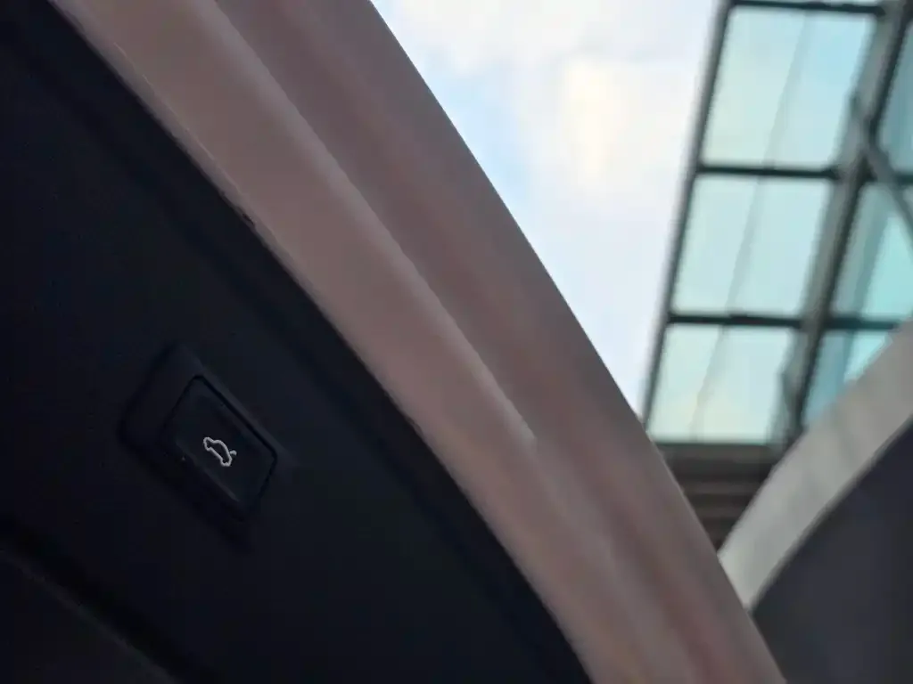 Audi Q5L 2023 из CN, фото 9