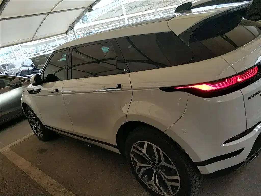 Land Rover Evoque 2023 из CN, фото 5