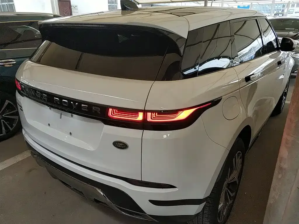 Land Rover Evoque 2023 из CN, фото 7