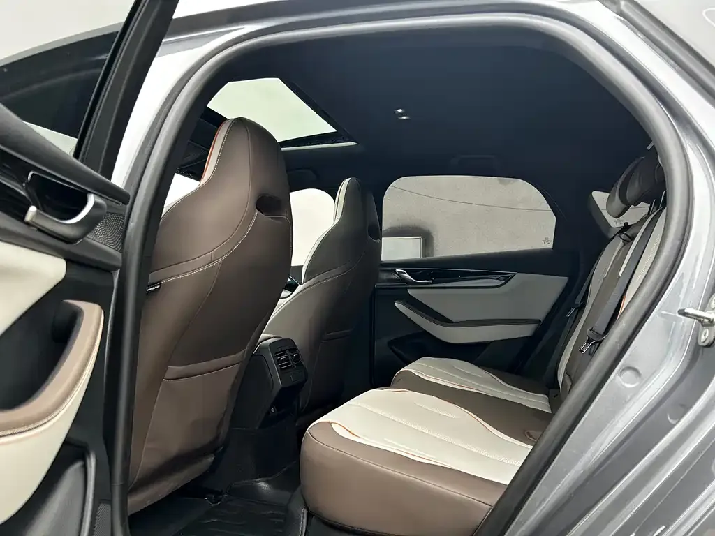 BYD Qin PLUS 2024 из CN, фото 10