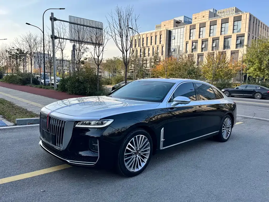 Hongqi H9 — фото 1