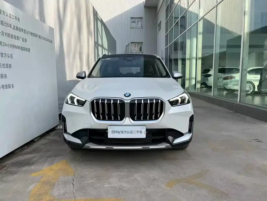 BMW X1 — фото 2
