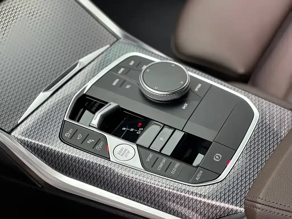 BMW 3 Series 2024 из CN, фото 5