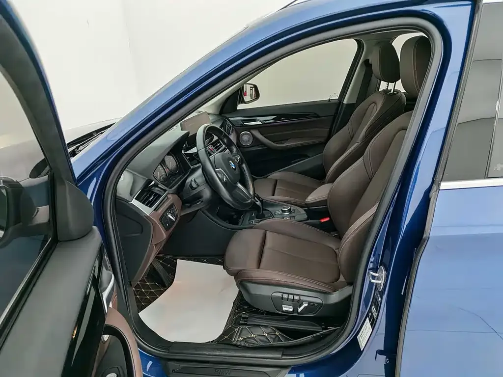 BMW X1 2022 из CN, фото 9