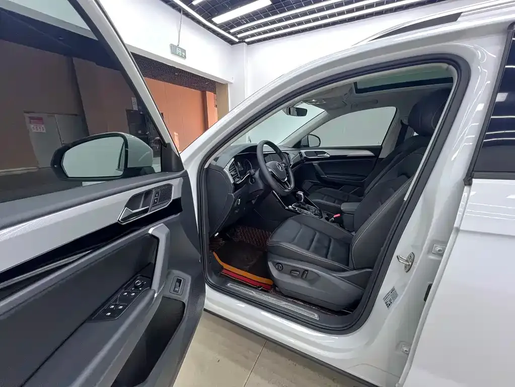 Volkswagen Tayron 2022 из CN, фото 8