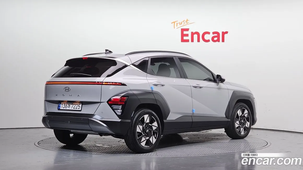 Hyundai Kona — фото 2