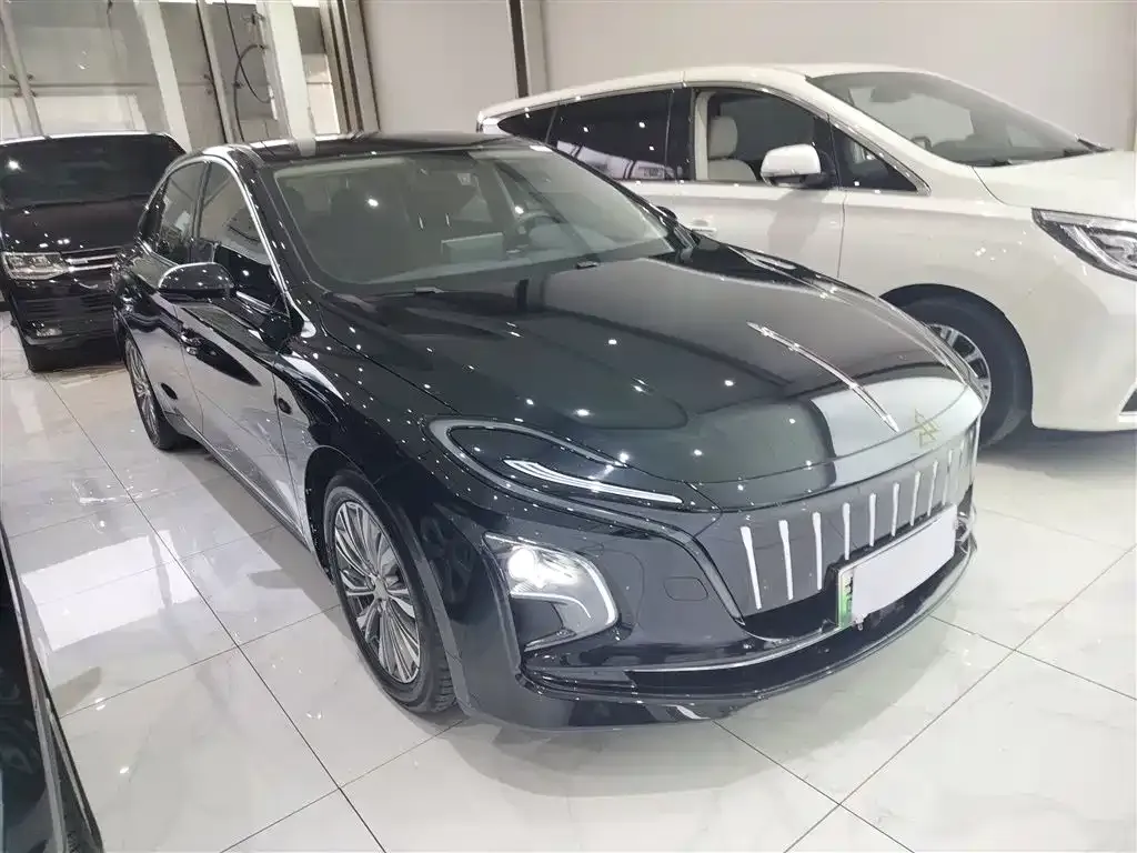 Hongqi E-QM5 2024 из CN, фото 4