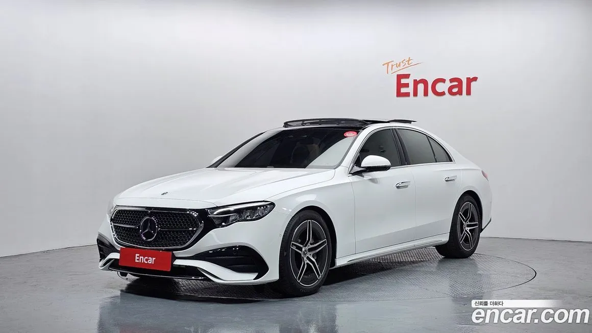 Mercedes-Benz E-Class — фото 1