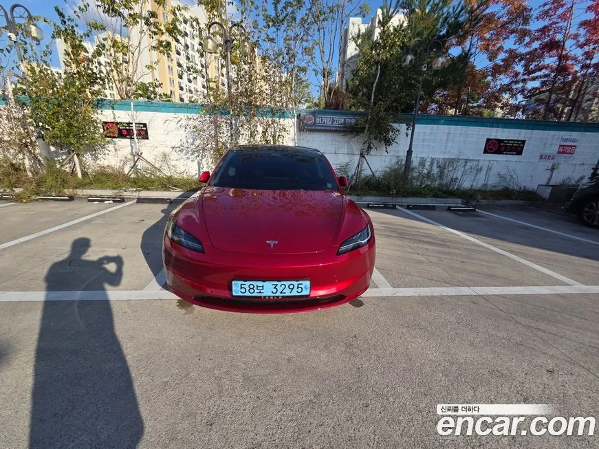 Tesla Model 3 — фото 10