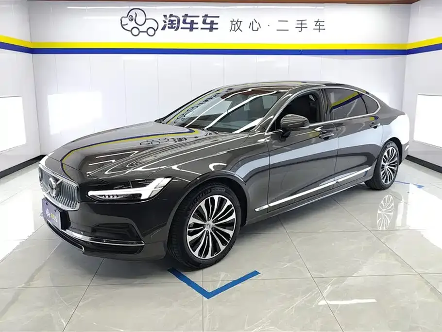 Volvo S90 2023 из CN, фото 1
