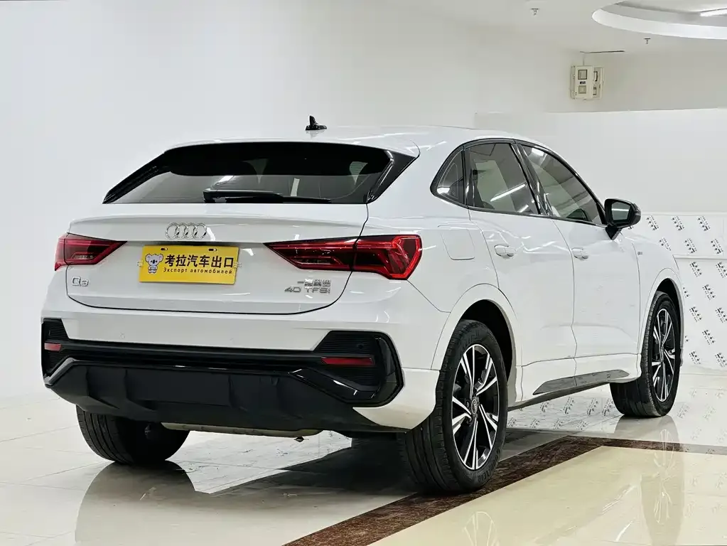 Audi Q3 Sportback — фото 3