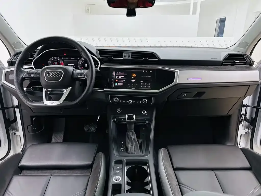 Audi Q3 Sportback — фото 8