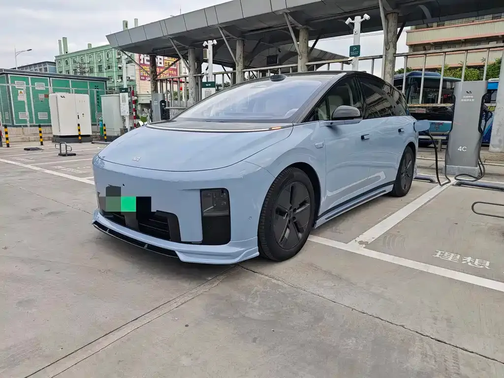 Li Auto i8 2025 из CN, фото 1