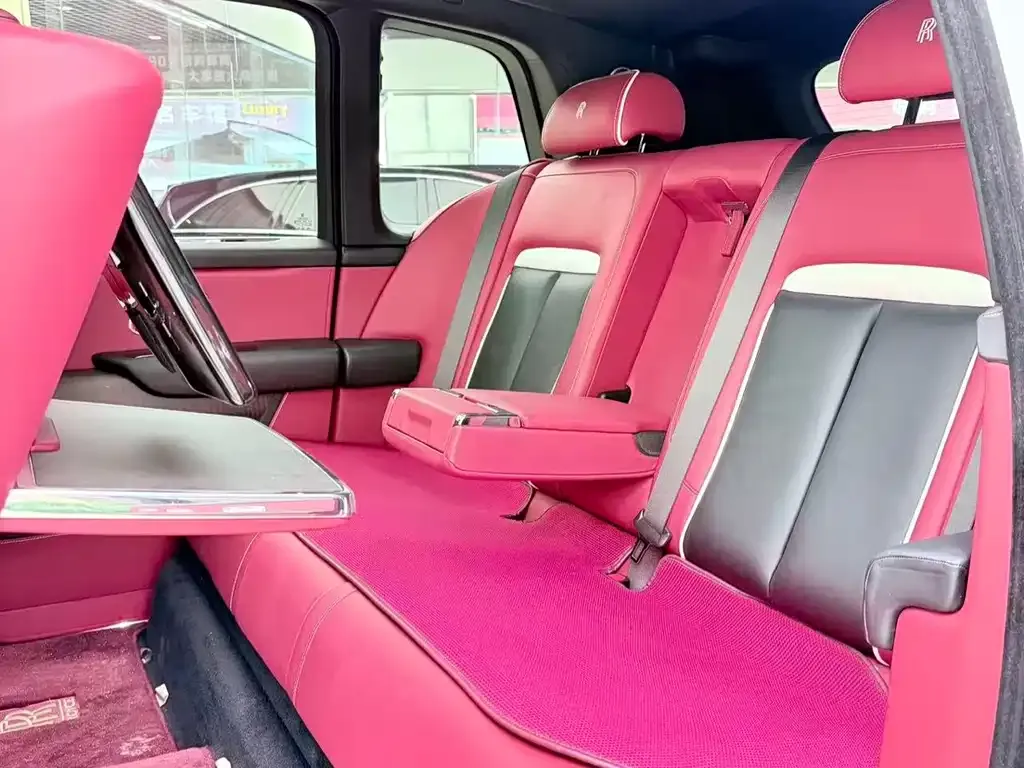 Rolls-Royce Cullinan 2022 из CN, фото 10